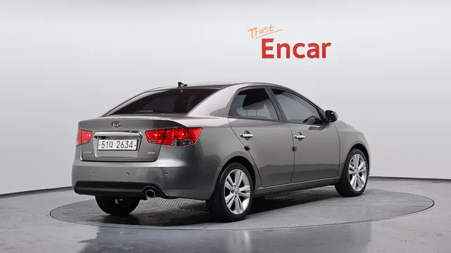 Kia Cerato (Forte)