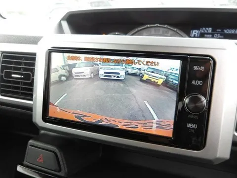 Toyota Pixis Mega