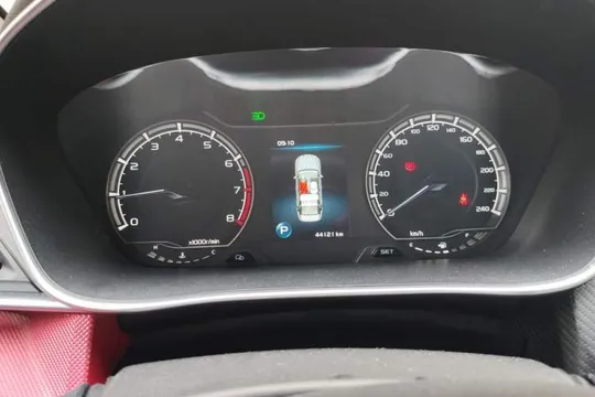 Geely Binray