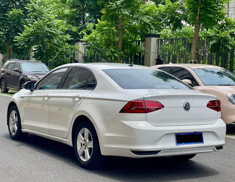 Volkswagen Lamando