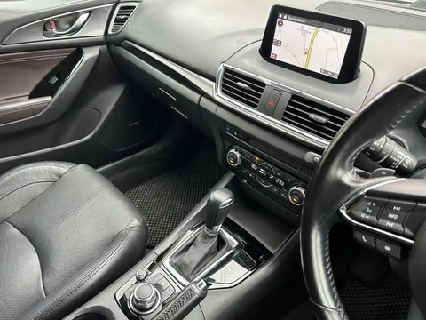 Mazda Axela Sport