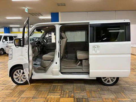 Nissan Clipper Rio
