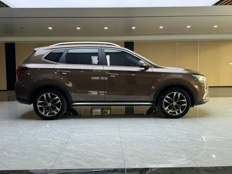 Roewe RX5
