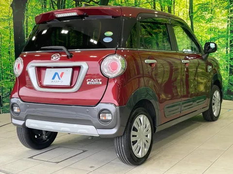 Daihatsu Cast