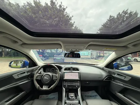 Jaguar XEL