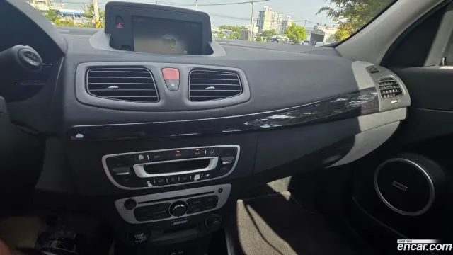 Renault SM3