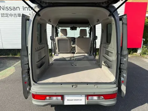 Nissan Clipper Rio