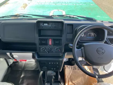 Nissan Clipper Truck