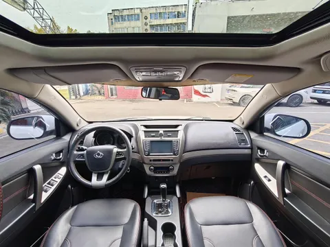 Geely GX7