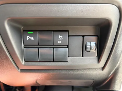 Mitsubishi Minicab Van