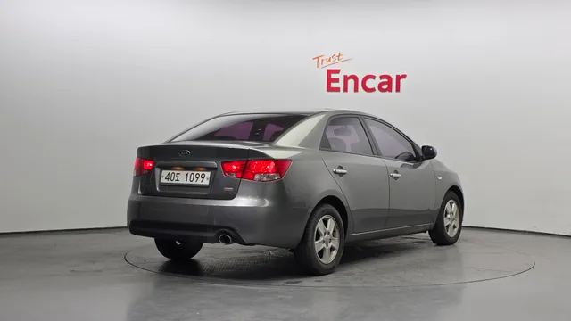 Kia Cerato (Forte)