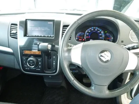 Suzuki Wagon R Stingray