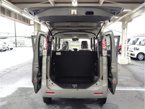 Suzuki Spacia Base