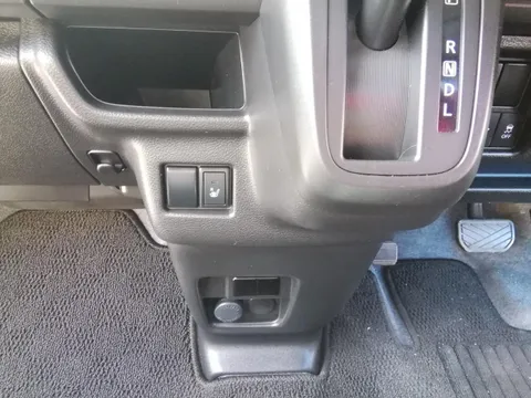 Suzuki Spacia Base