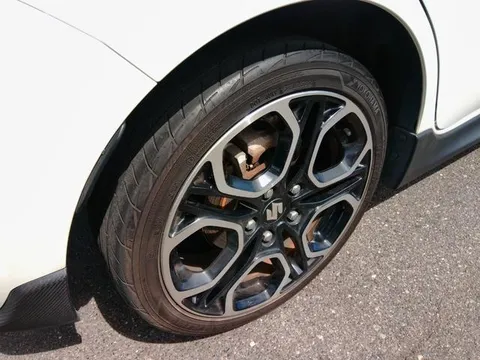 Suzuki Swift Sport