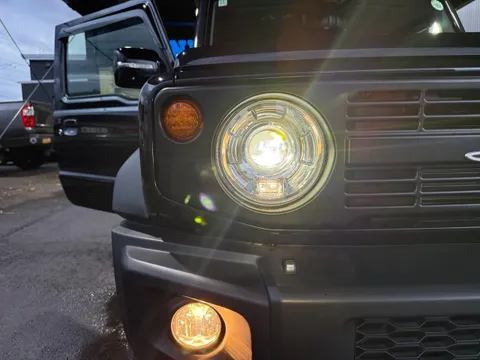 Suzuki Jimny Sierra