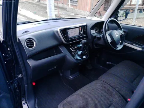 Mitsubishi eK Space Custom
