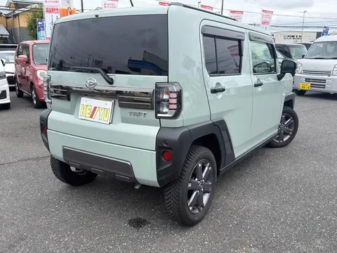 Daihatsu Taft
