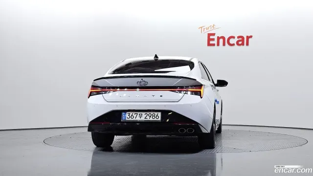 Hyundai Elantra (Avante)