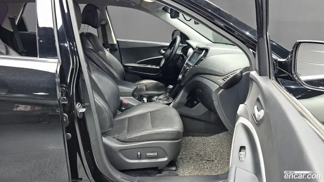 Hyundai Grand Santa Fe (Maxcruz)