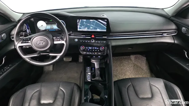 Hyundai Elantra (Avante)