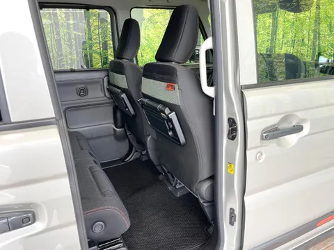 Suzuki Spacia Gear