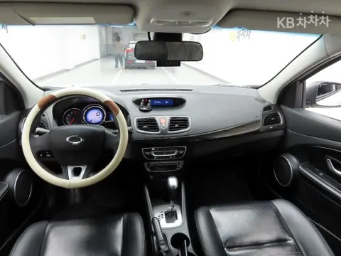 Renault SM3