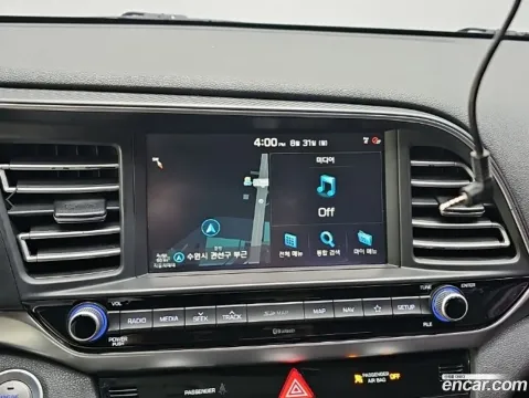 Hyundai Elantra (Avante)