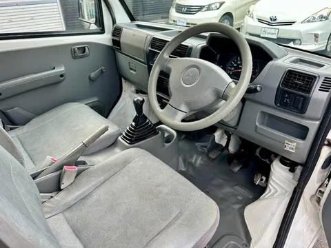 Mitsubishi Minicab Van