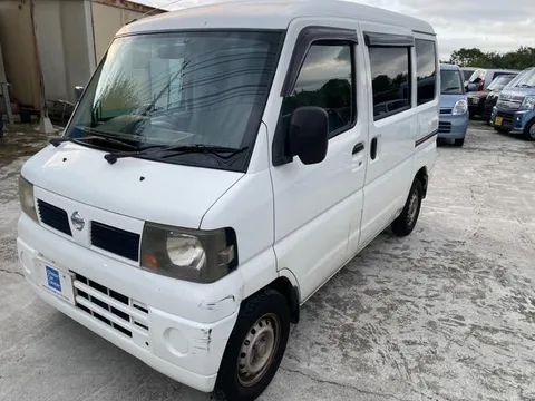 Nissan Clipper Van