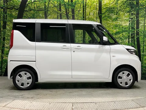 Mitsubishi eK Space