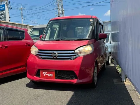 Nissan Dayz Roox