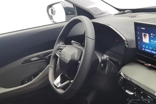 Baojun RS-3