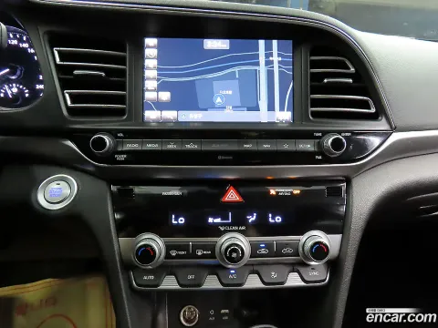 Hyundai Elantra (Avante)