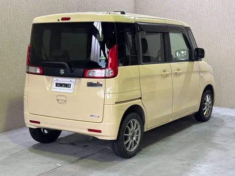 Suzuki Spacia
