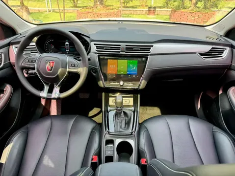 Roewe i5