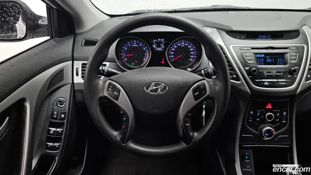 Hyundai Elantra (Avante)