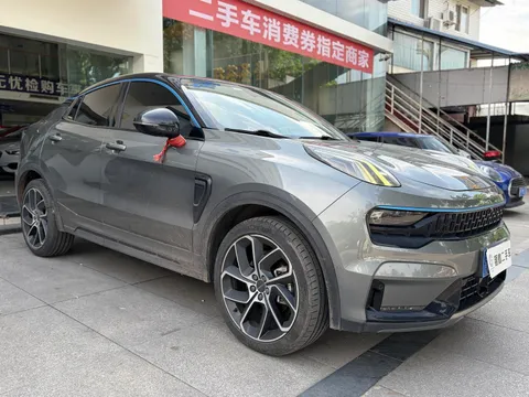 Lynk & Co Lynk & Co 05