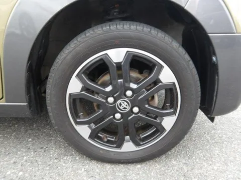 Toyota Pixis Joy