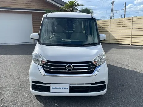 Nissan Dayz Roox