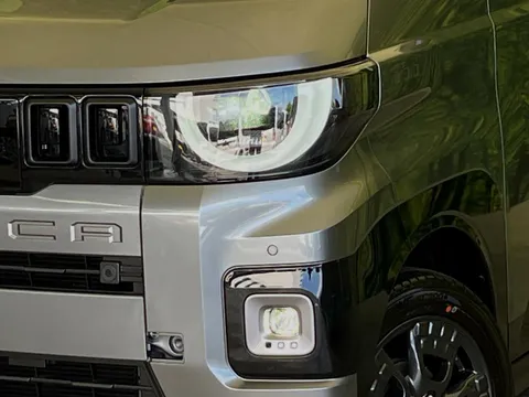 Mitsubishi Delica Mini