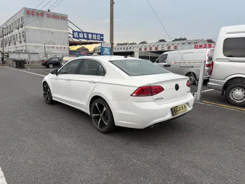Volkswagen Lamando