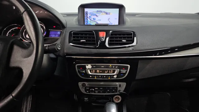 Renault SM3