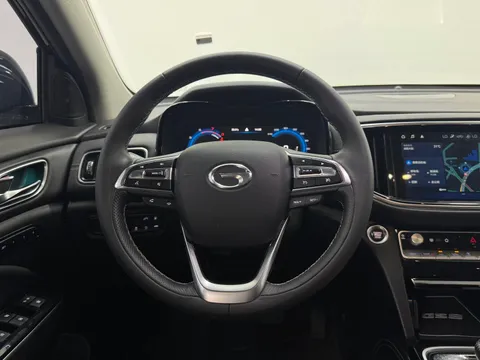 Gac GS8