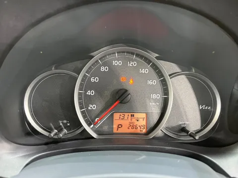 Toyota Yaris (Vitz)