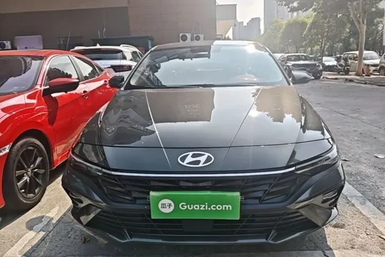 Hyundai Elantra