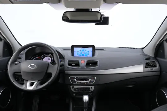 Renault SM3