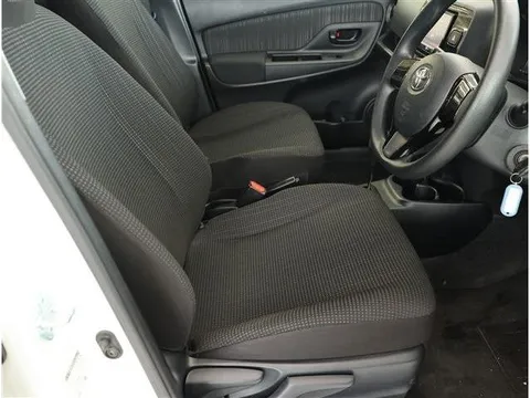 Toyota Yaris (Vitz)