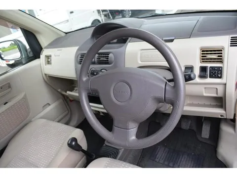 Nissan Otti