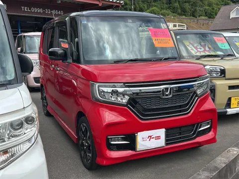 Honda N-BOX Custom